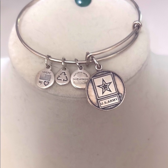 Alex & Ani Silver U.S. Army Charm Bracelet 2014 - Picture 1 of 3